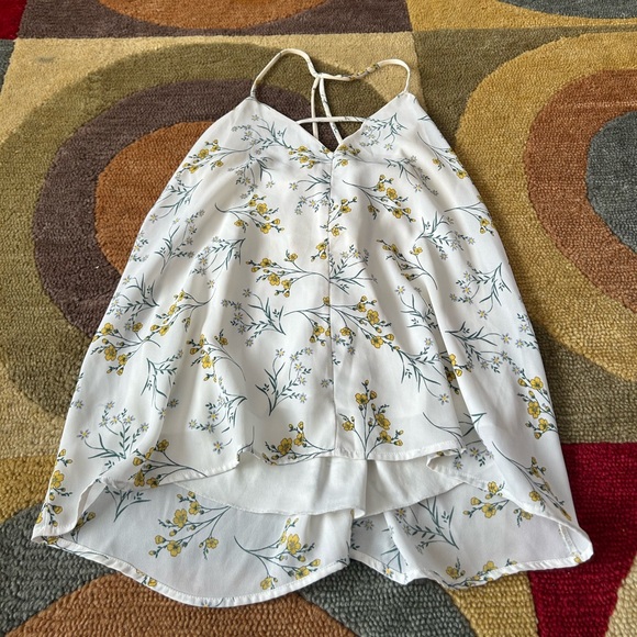 10 for $15 Alya White Stappy Floral Print Tank Top Blouse Size Small - Picture 1 of 4